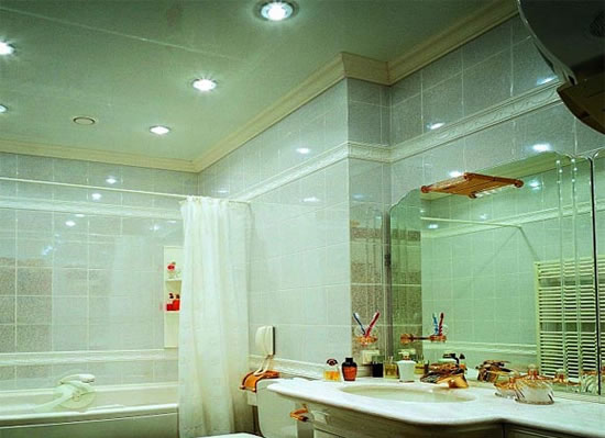 какие потолки лучше для ванной