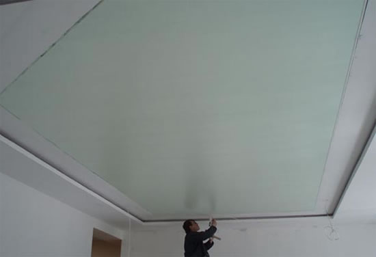 натяжные потолки или покраска